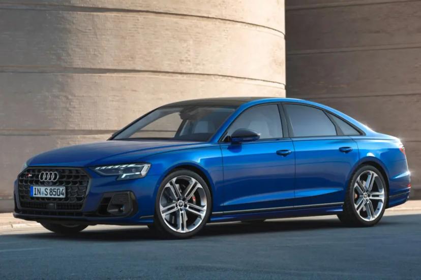 Audi S8