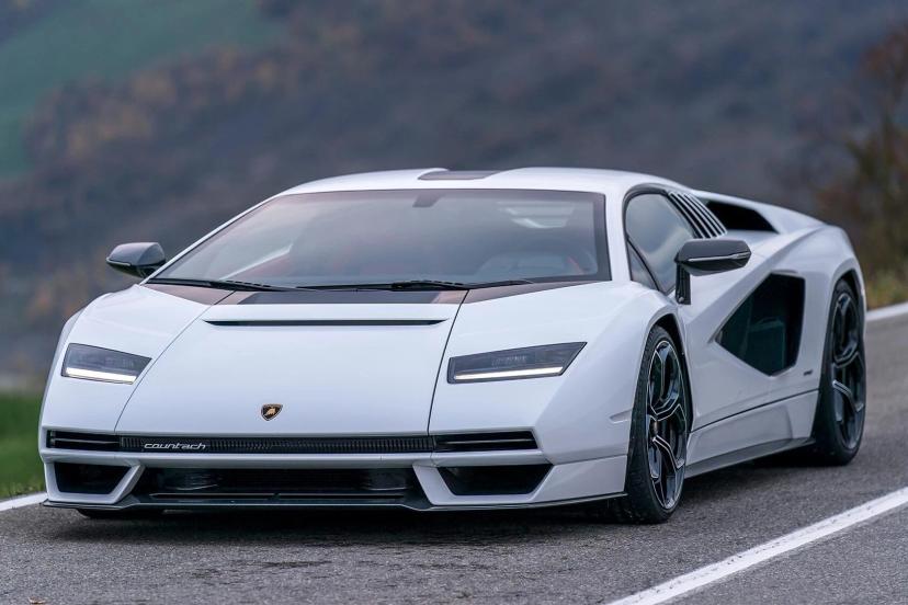 Lamborghini Countach Lpi 800-4