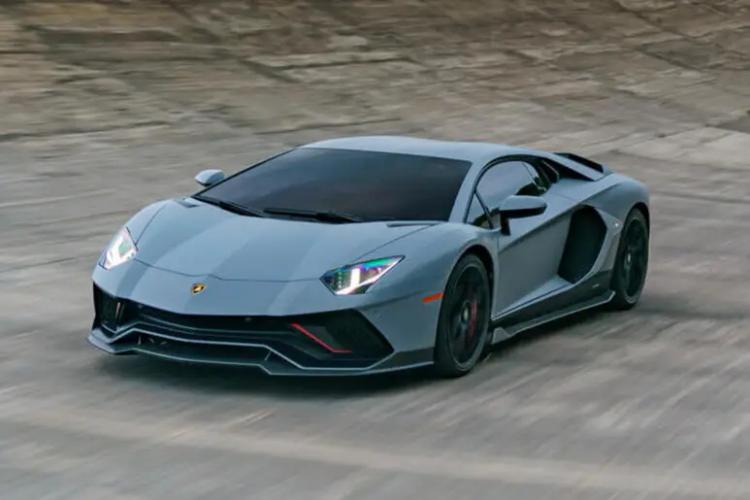 Lamborghini Aventador Lp 780-4 Ultimae