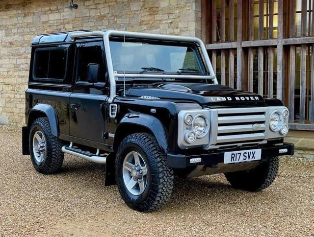 Land Rover Defender Svx