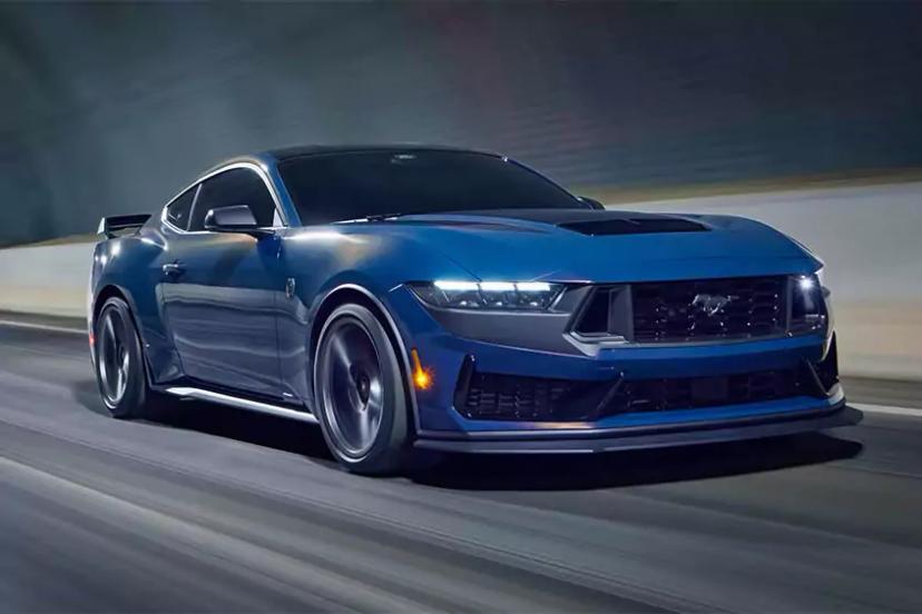 Ford Mustang Dark Horse