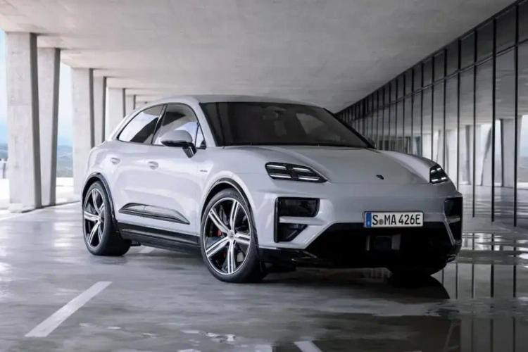 Porsche Macan Ev