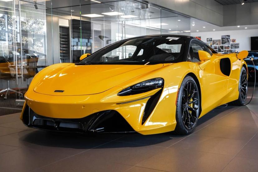 Mclaren Artura
